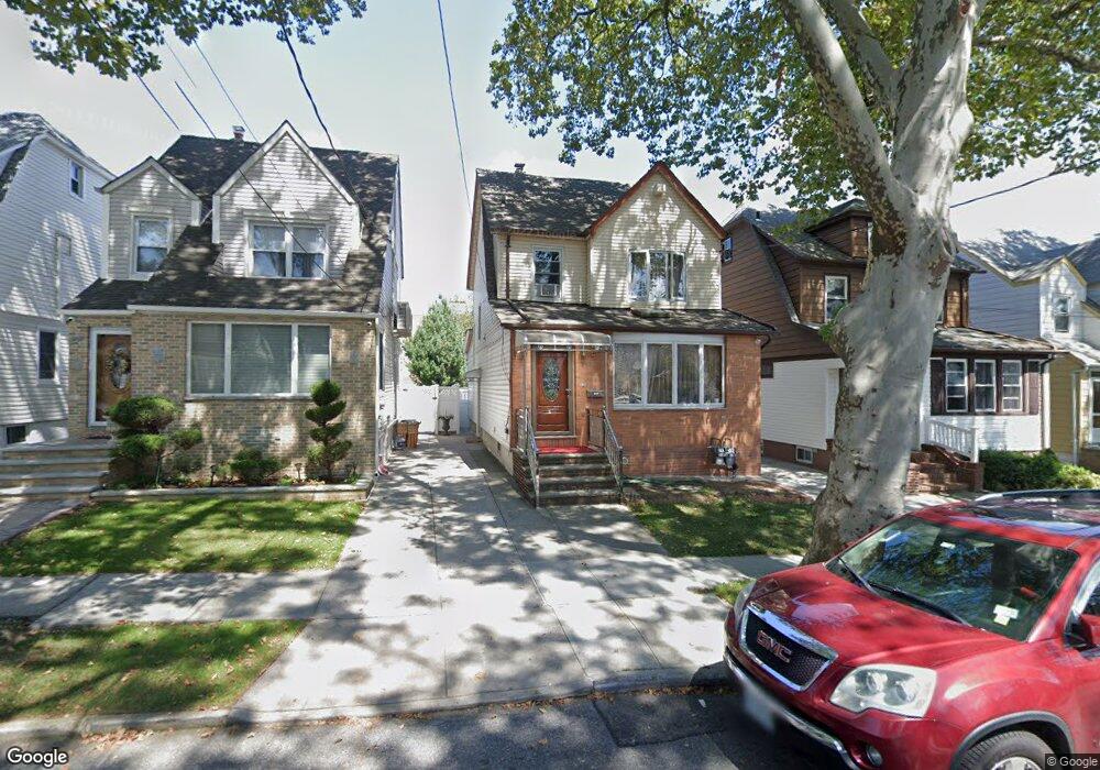 14717 16th Rd unit 2 Fl, Whitestone, NY 11357 - photo 1