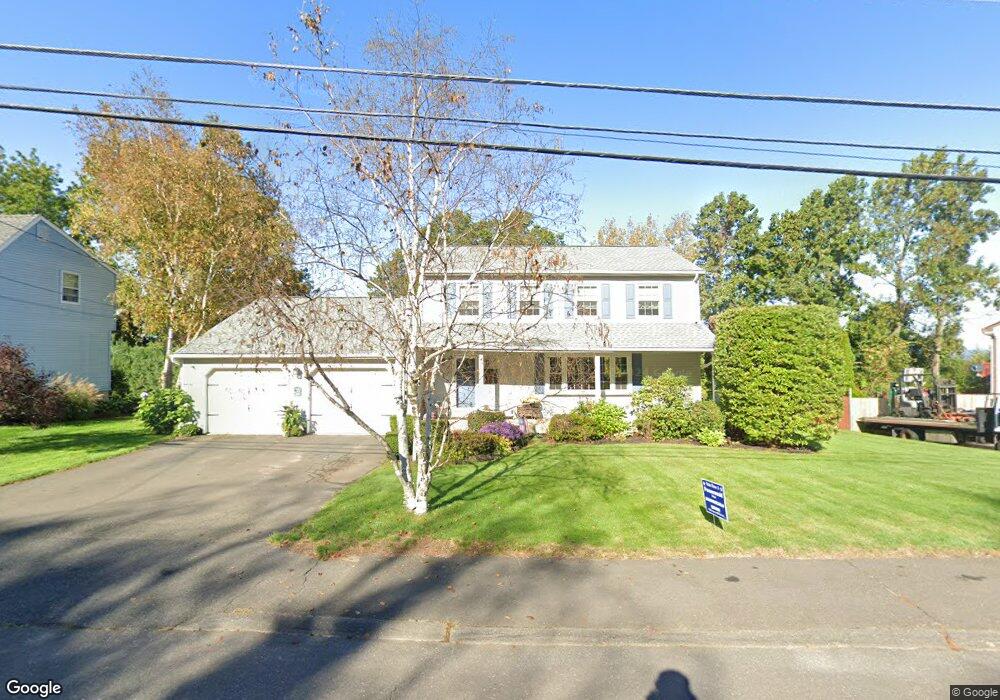 130 Sprucedale Dr, Waterbury, CT 06706 - photo 1