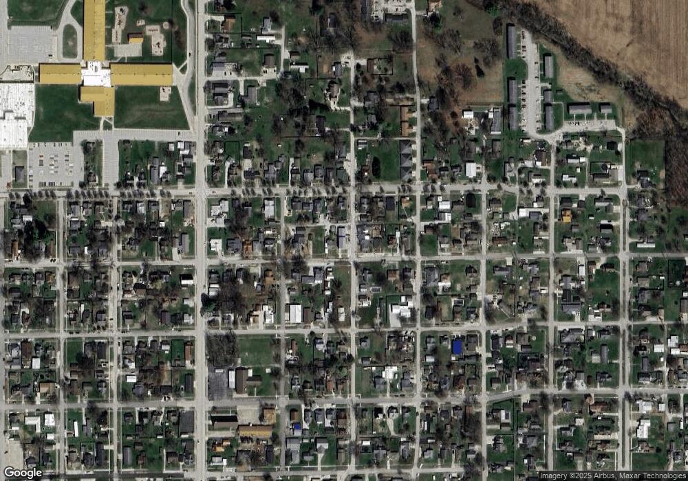 590 G St NE, Linton, IN 47441 - photo 1