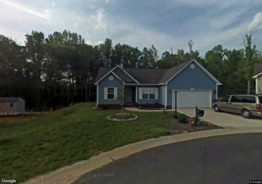 310 Lone Tree Ln, Clover, SC 29710 - photo 1