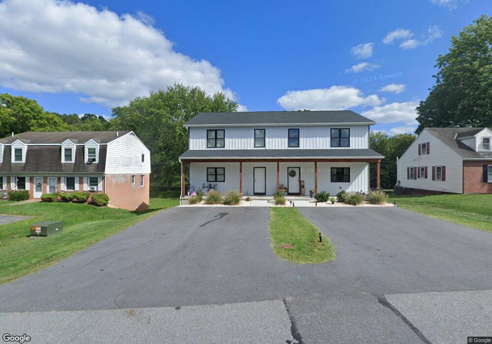 417 N Colonial Dr, Hagerstown, MD 21742 - photo 1