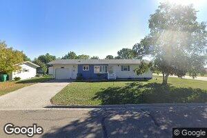 336 7th St NE, Garrison, ND 58540