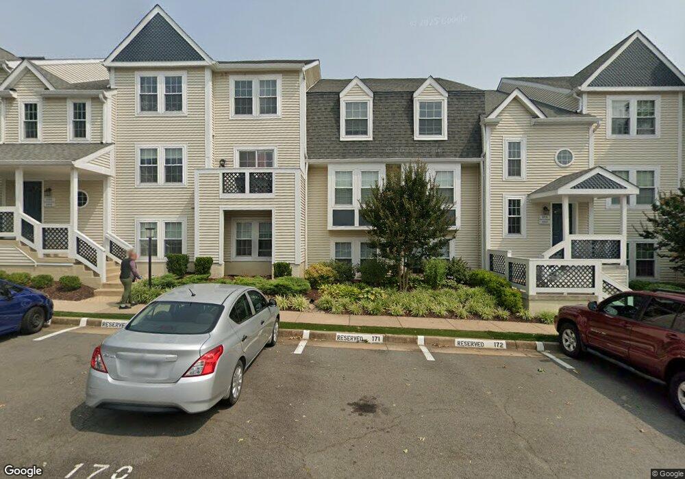 12931 Grays Pointe Rd unit 12931C, Fairfax, VA 22033 - photo 1
