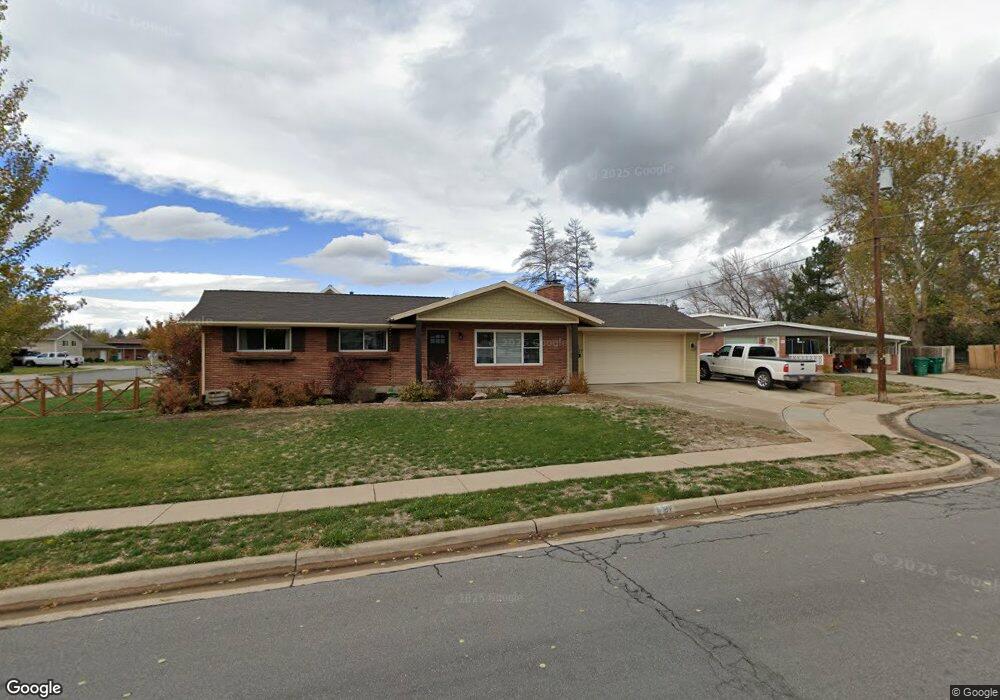 27 Payne Cir, Layton, UT 84041 - photo 1