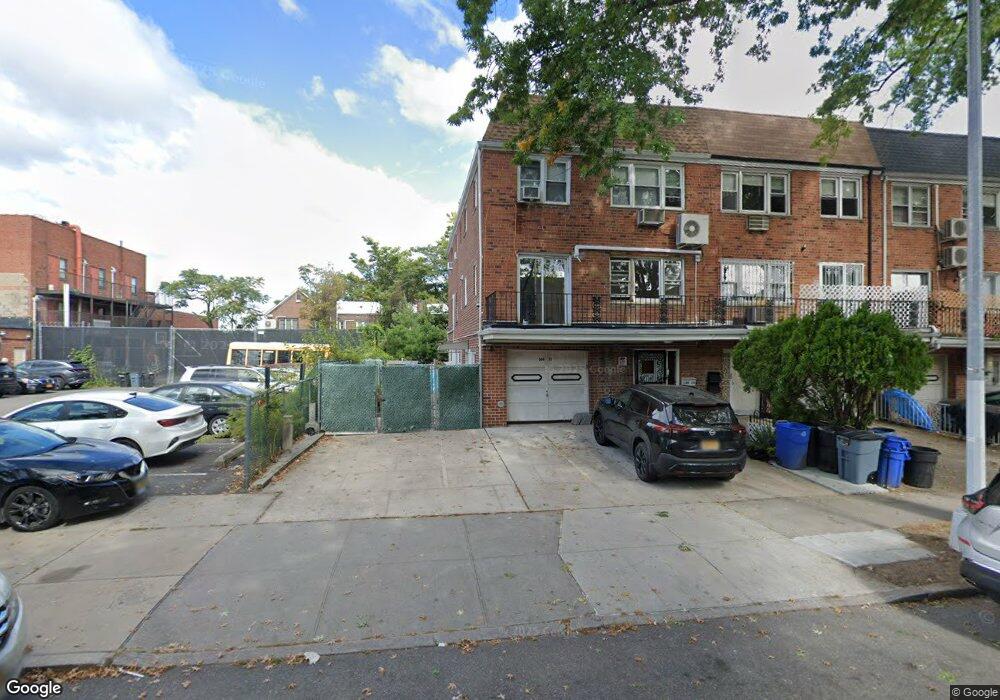 14415 75th Rd, Flushing, NY 11367 - photo 1