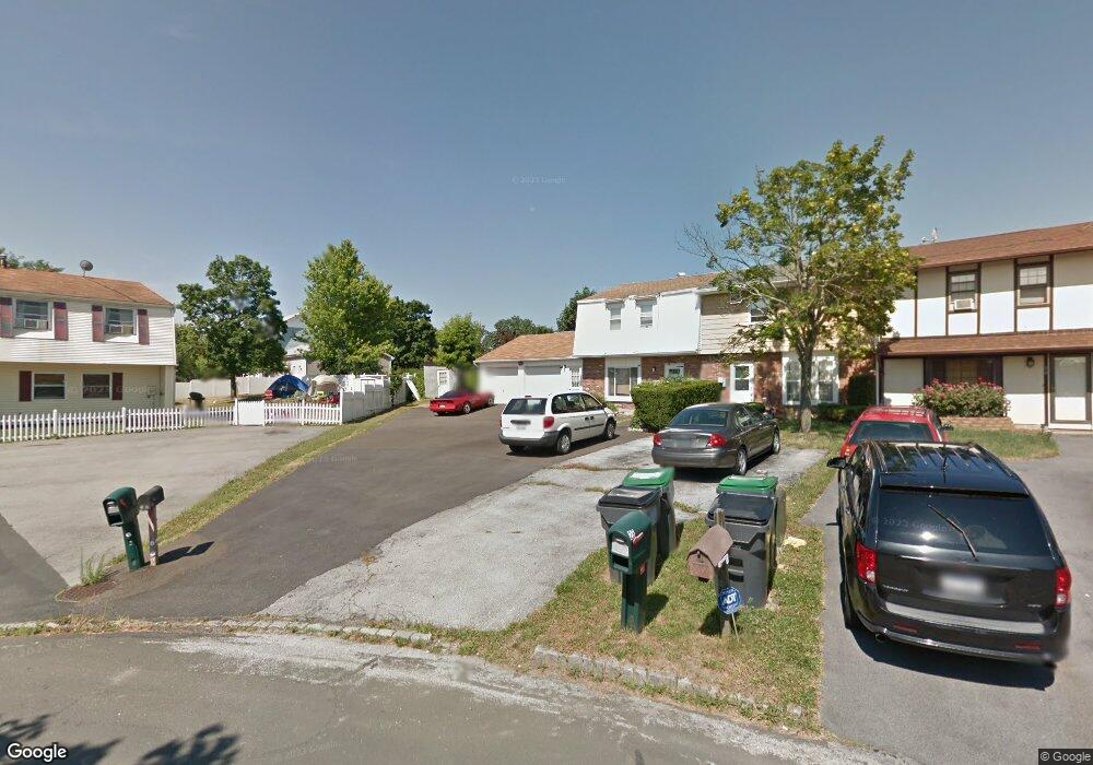 30 Red Barn Ln, Middletown, NY 10940 - photo 1