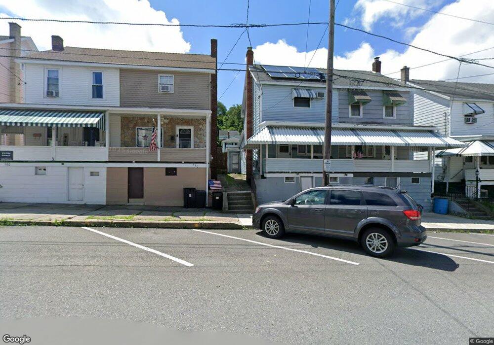 528 E Bertsch St, Lansford, PA 18232 - photo 1