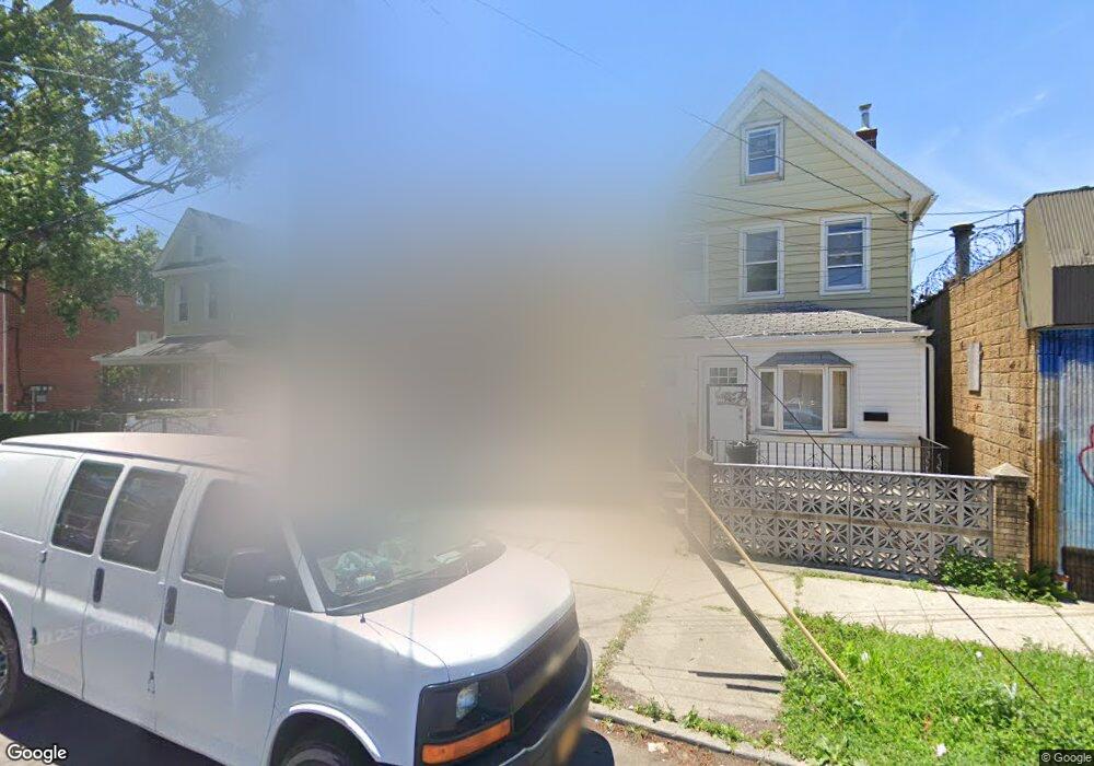 9414 108th St, South Richmond Hill, NY 11419 - photo 1