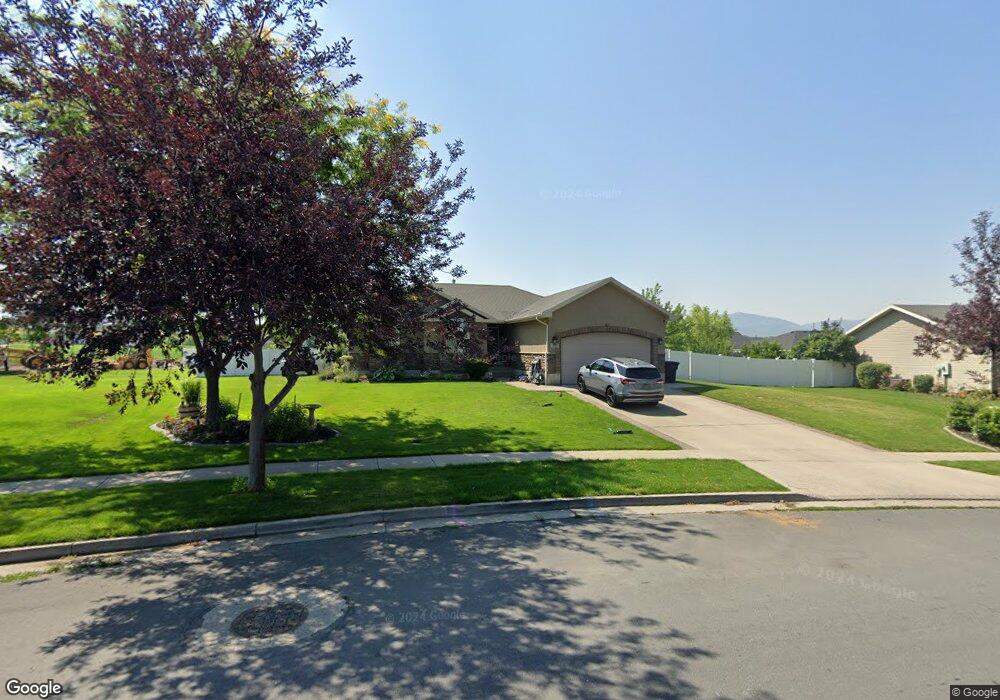 587 W 150 N, Hyrum, UT 84319 - photo 1