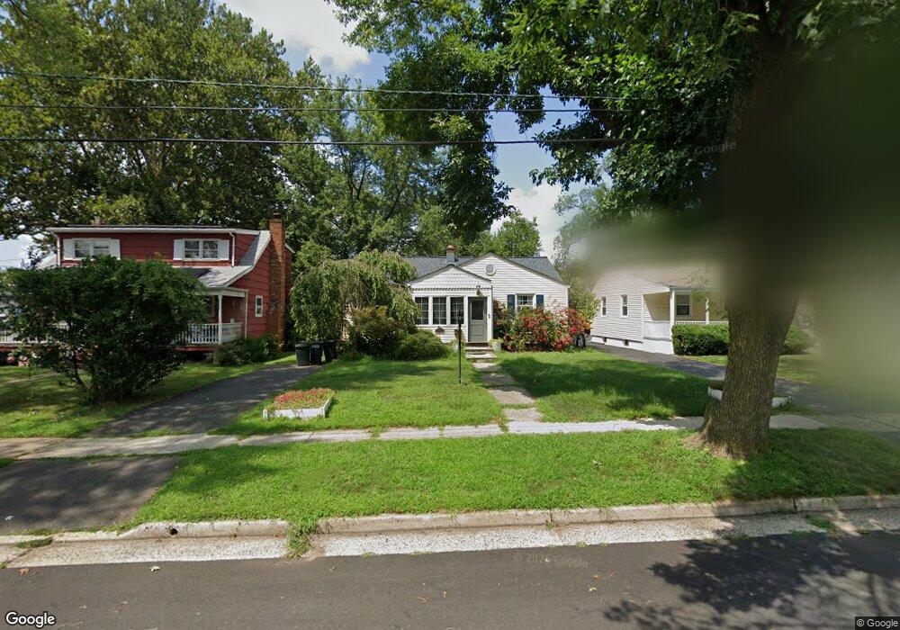 441 Runyon Ave, Middlesex, NJ 08846 - photo 1