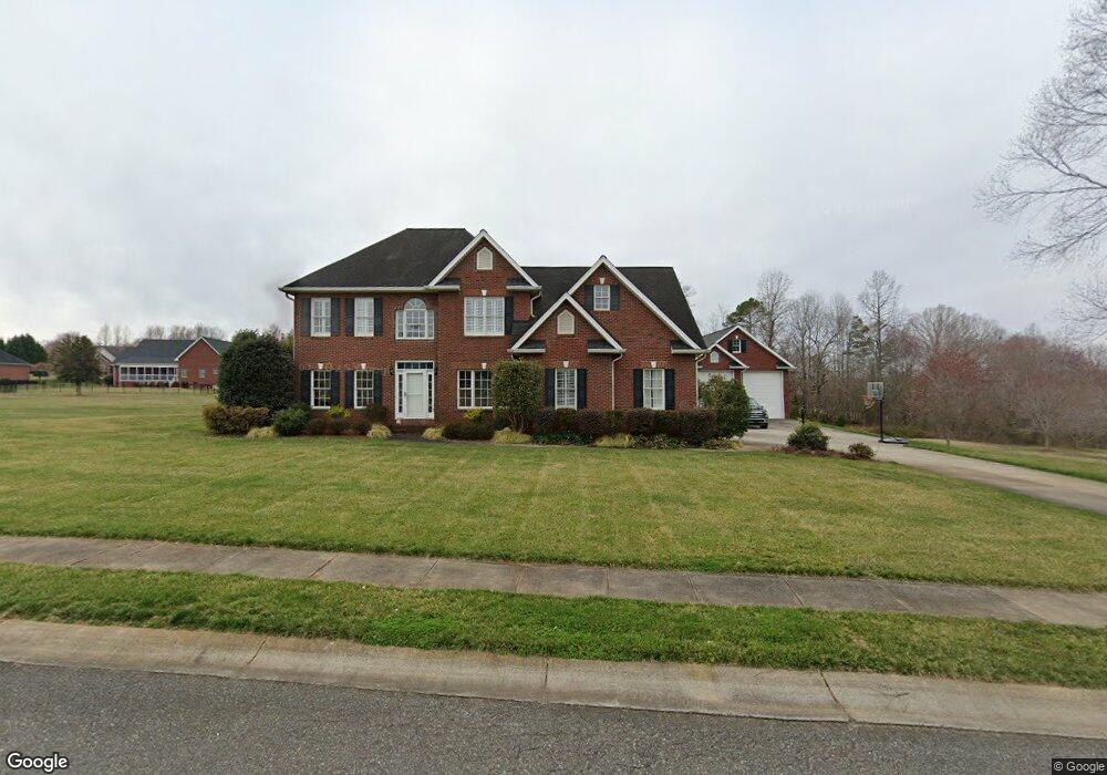 2635 Pamlico Dr, Shelby, NC 28152 - photo 1