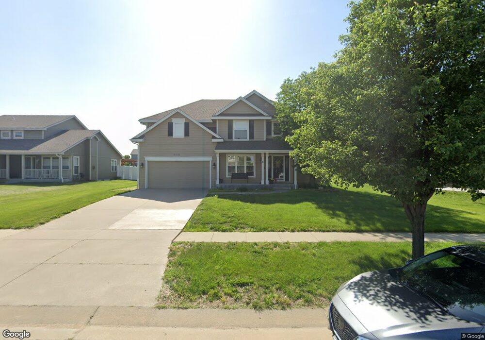 2531 SW Windermere Ct, Topeka, KS 66614 - photo 1