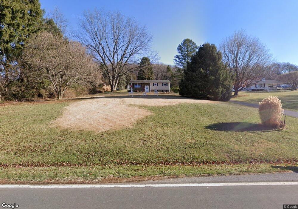 8309 Hollow Rd, Middletown, MD 21769 - photo 1