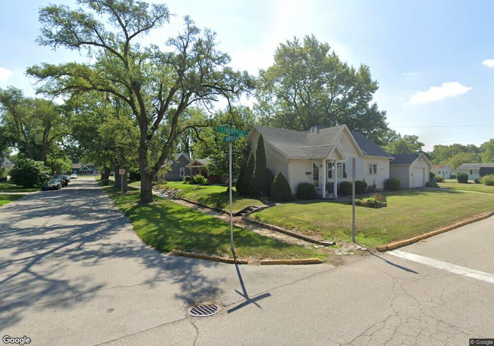 510 E Arnold St, Bluffton, IN 46714 - photo 1