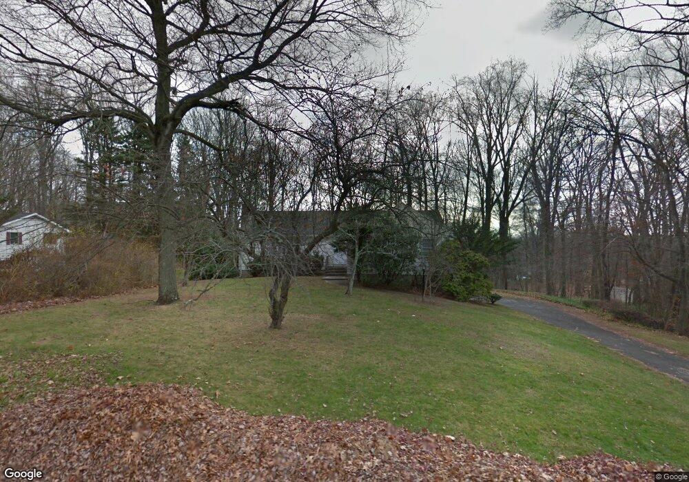 20 Spinning Wheel Rd, Trumbull, CT 06611 - photo 1