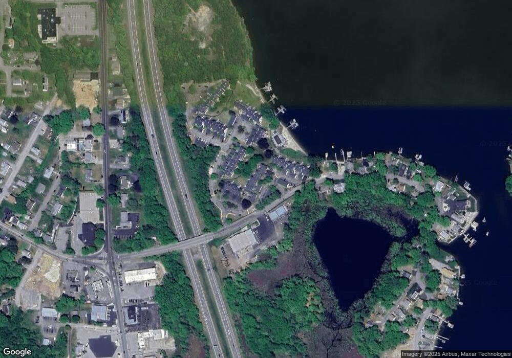 208 Beacon Park, Webster, MA 01570 - photo 1