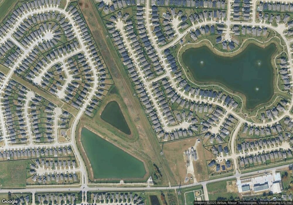 8635 Willet St, Baytown, TX 77521 - photo 1