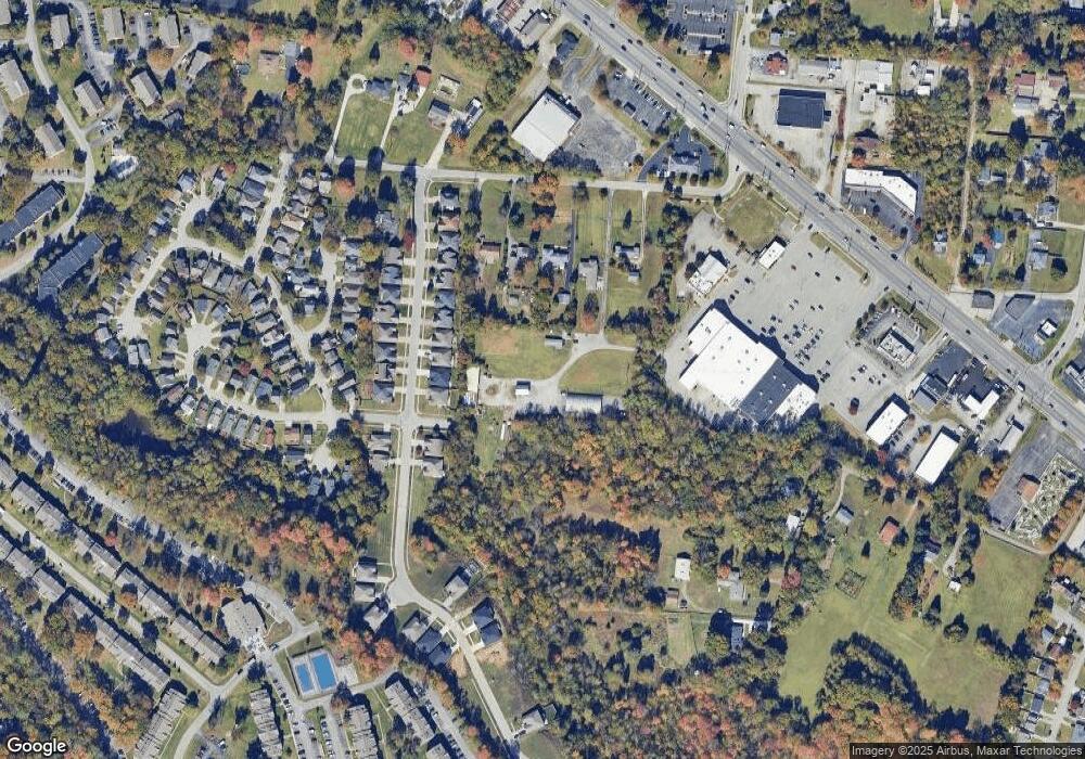 8300 Hudson Ln, Louisville, KY 40291 - photo 1