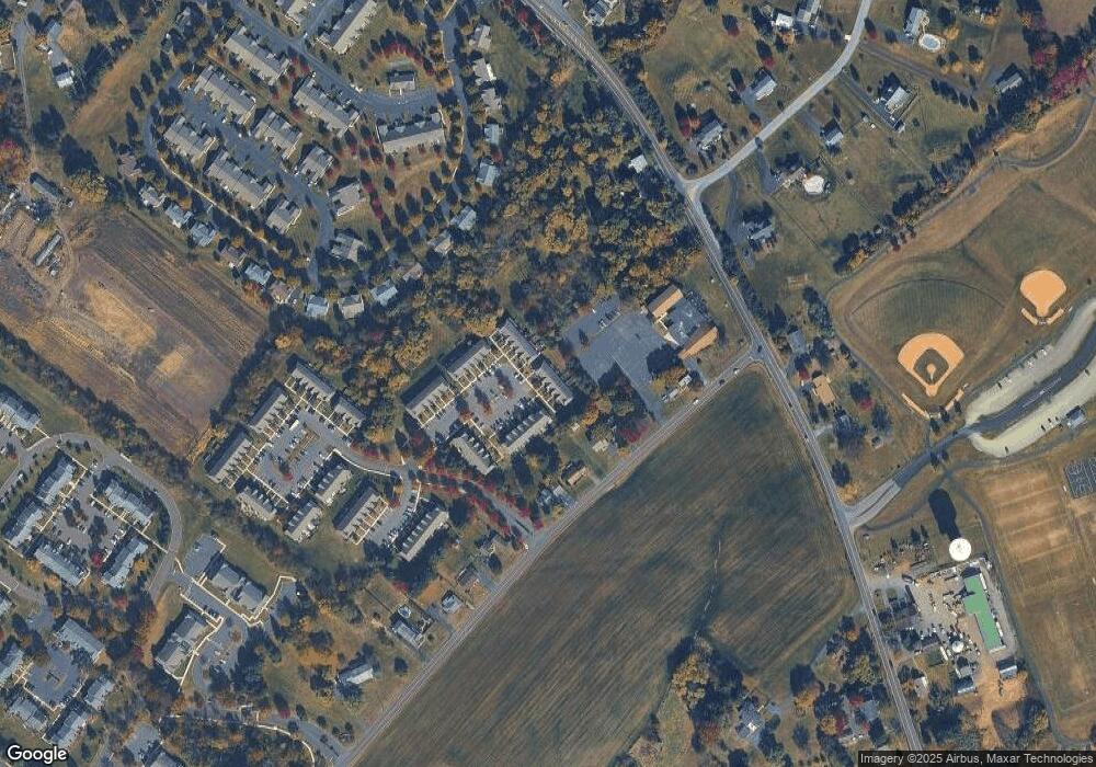 740 Doe Ct, Royersford, PA 19468 - photo 1