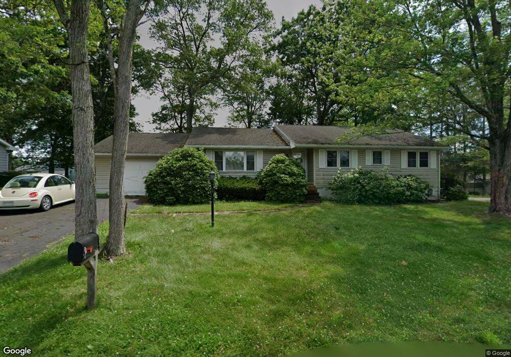 24 Oak Dr, Mountain Top, PA 18707 - photo 1