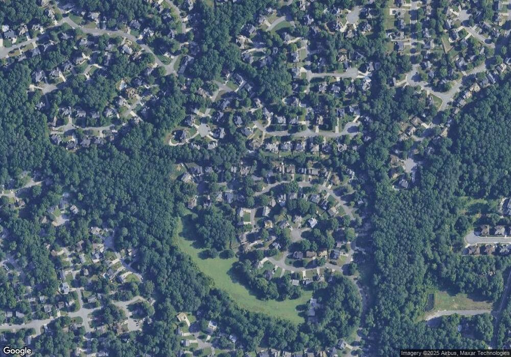 10790 Willow Meadow Cir, Alpharetta, GA 30022 - photo 1