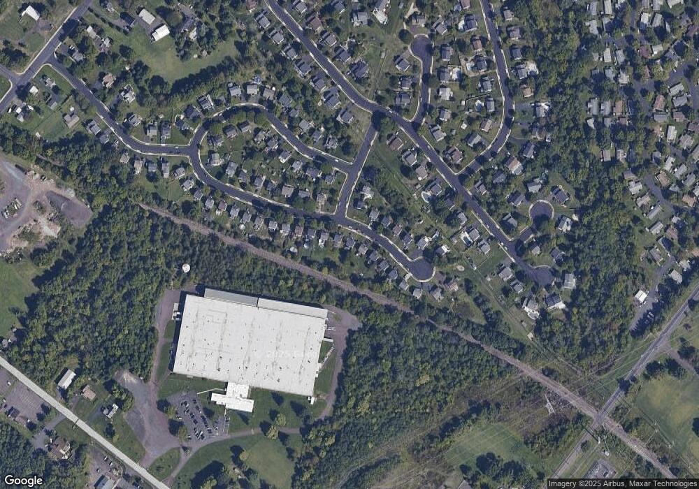 129 Hedgerow Dr, Souderton, PA 18964 - photo 1