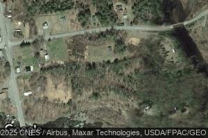 8 Old Mill Ln, Abbot, ME 04406