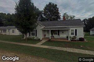 601 E Pierce St, Mulberry Grove, IL 62262