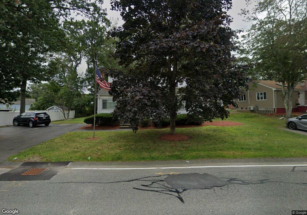 256 Chestnut St, Randolph, MA 02368 - photo 1