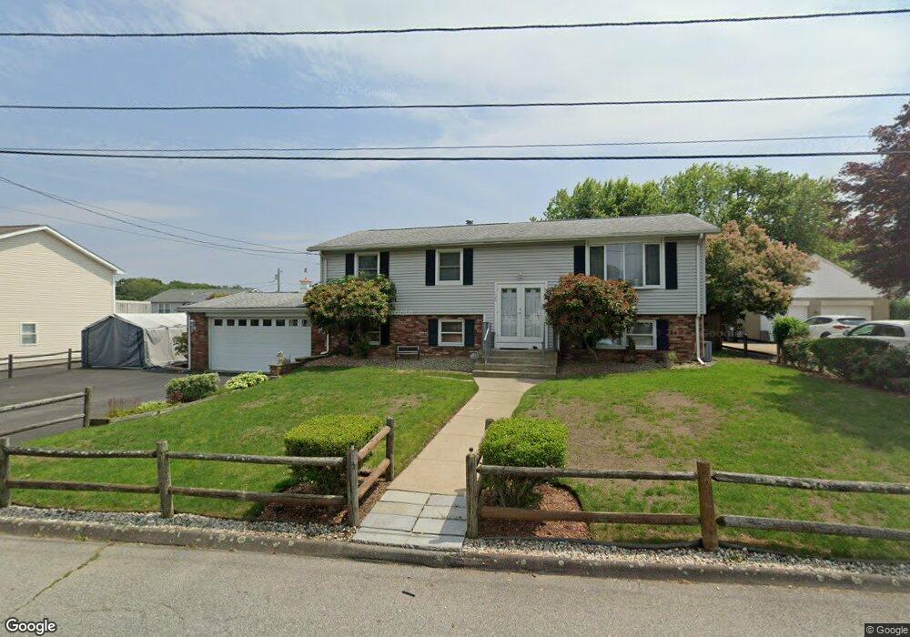 125 Carman St, Cranston, RI 02910 - photo 1