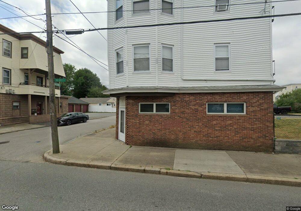 93 Columbus Ave, Pawtucket, RI 02860 - photo 1