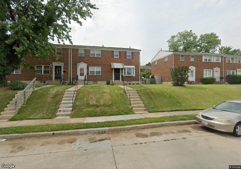 618 Charraway Rd, Baltimore, MD 21229 - photo 1