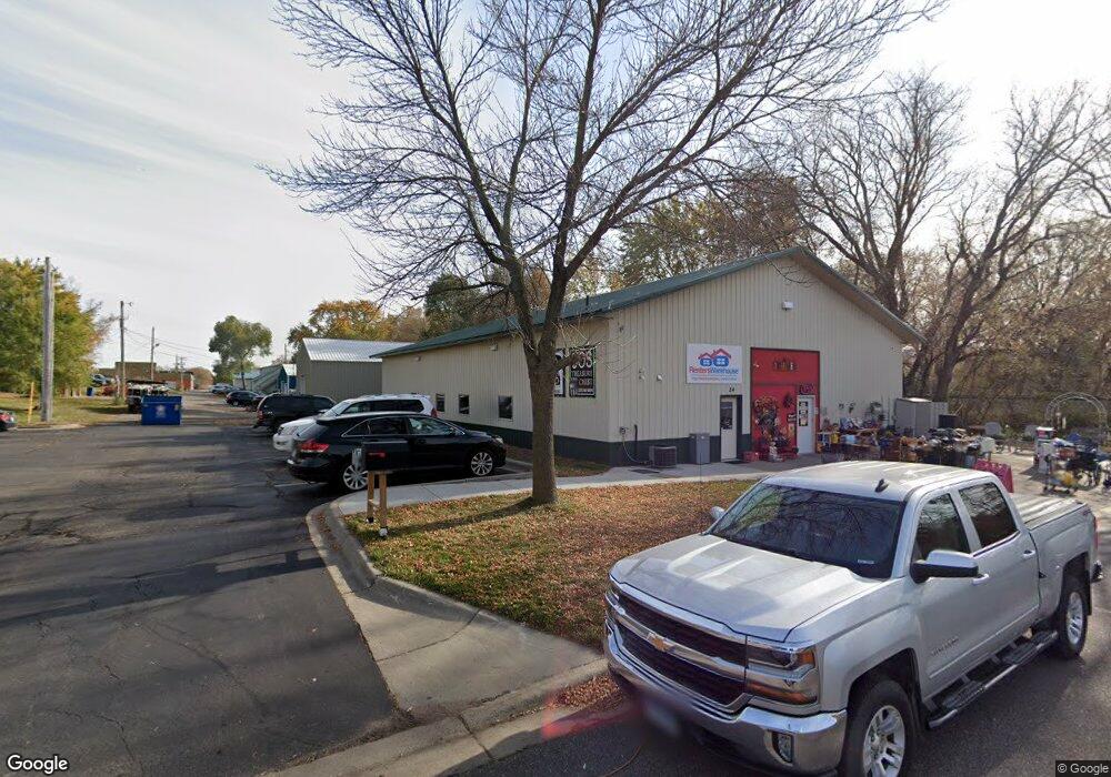 24 7th St N, Sauk Rapids, MN 56379 - photo 1