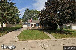 506 Davis St, Audubon, IA 50025