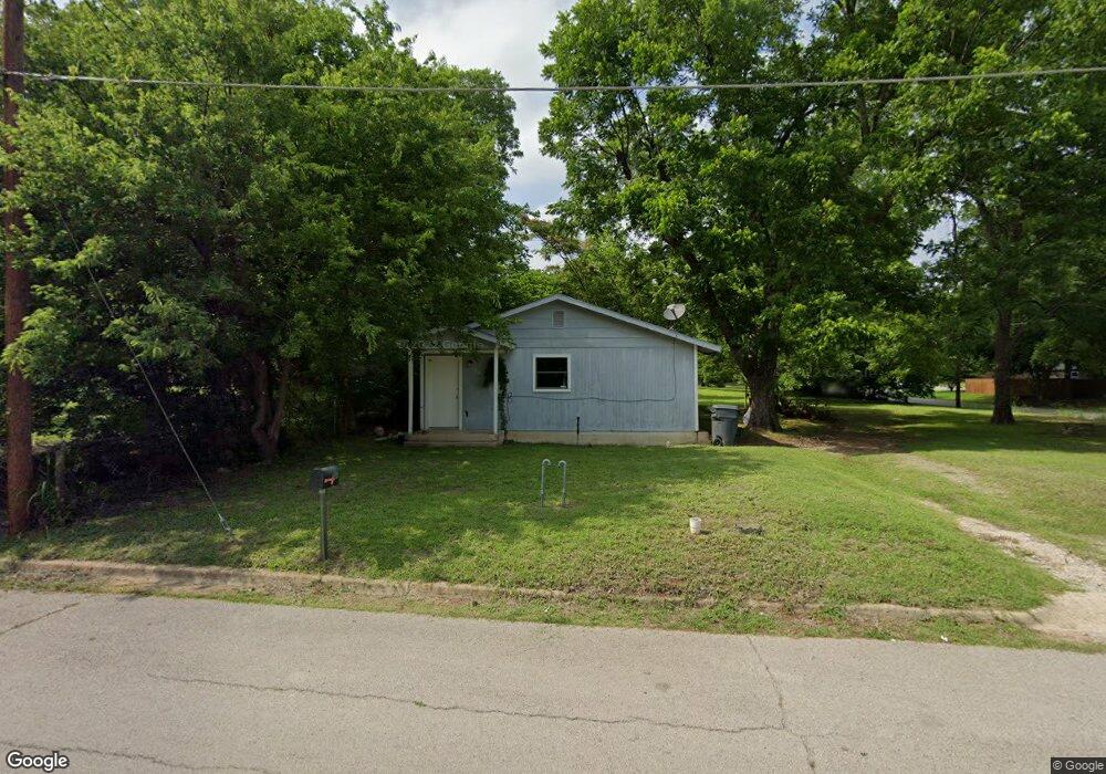 747 1st Ave SE, Ardmore, OK 73401 - photo 1