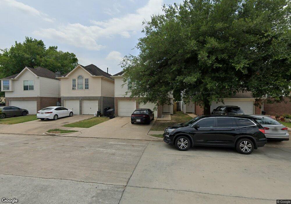 9211 Kingsflower Cir, Houston, TX 77075 - photo 1