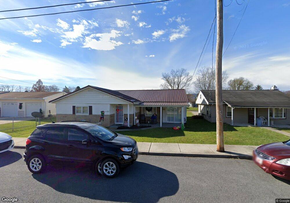 222 Railroad St, Moorefield, WV 26836 - photo 1