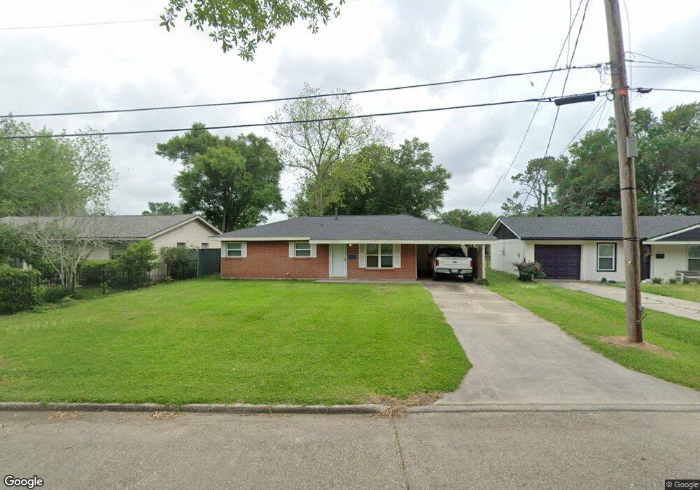 313 Overhill Dr, Lake Charles, LA 70605 - photo 1