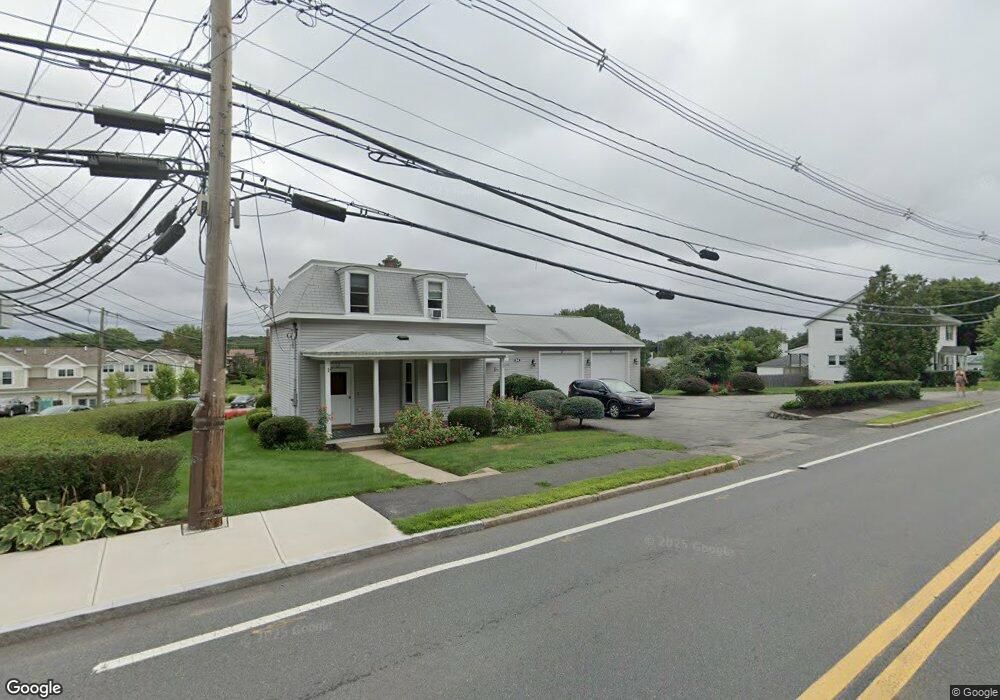 84 Cambridge Rd unit 402, Woburn, MA 01801 - photo 1