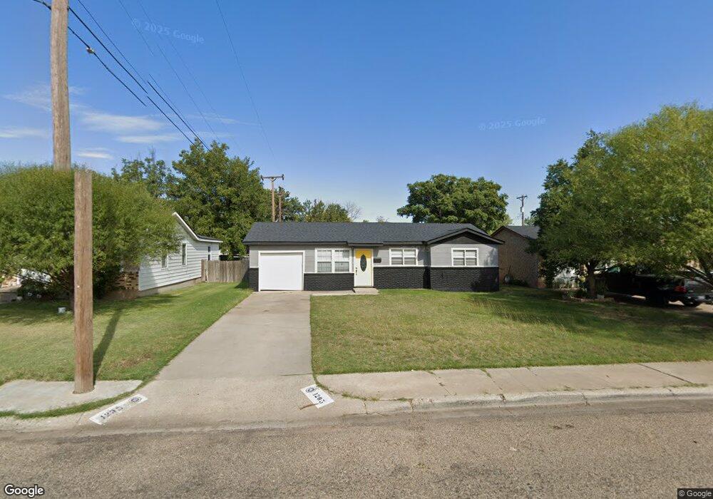 1205 Shamrock Dr, Dumas, TX 79029 - photo 1