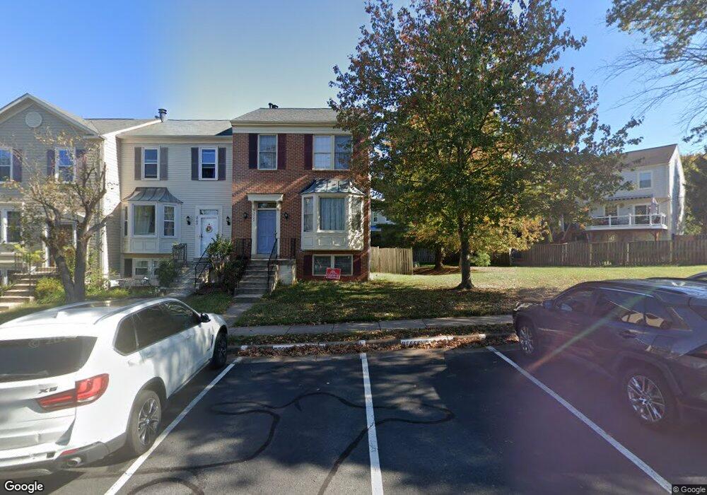 3700 Farmland Dr, Fairfax, VA 22033 - photo 1