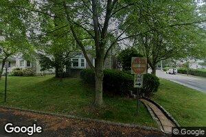 2 N Avalon Rd, Great Neck, NY 11021