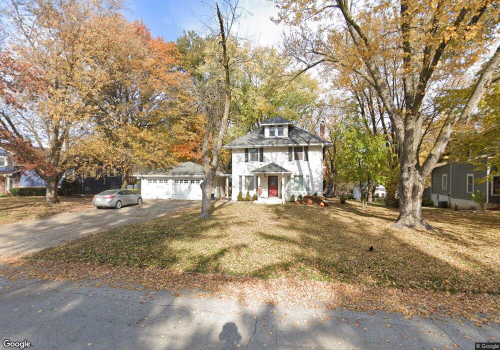 409 E Nishna Rd, Shenandoah, IA 51601 - photo 1