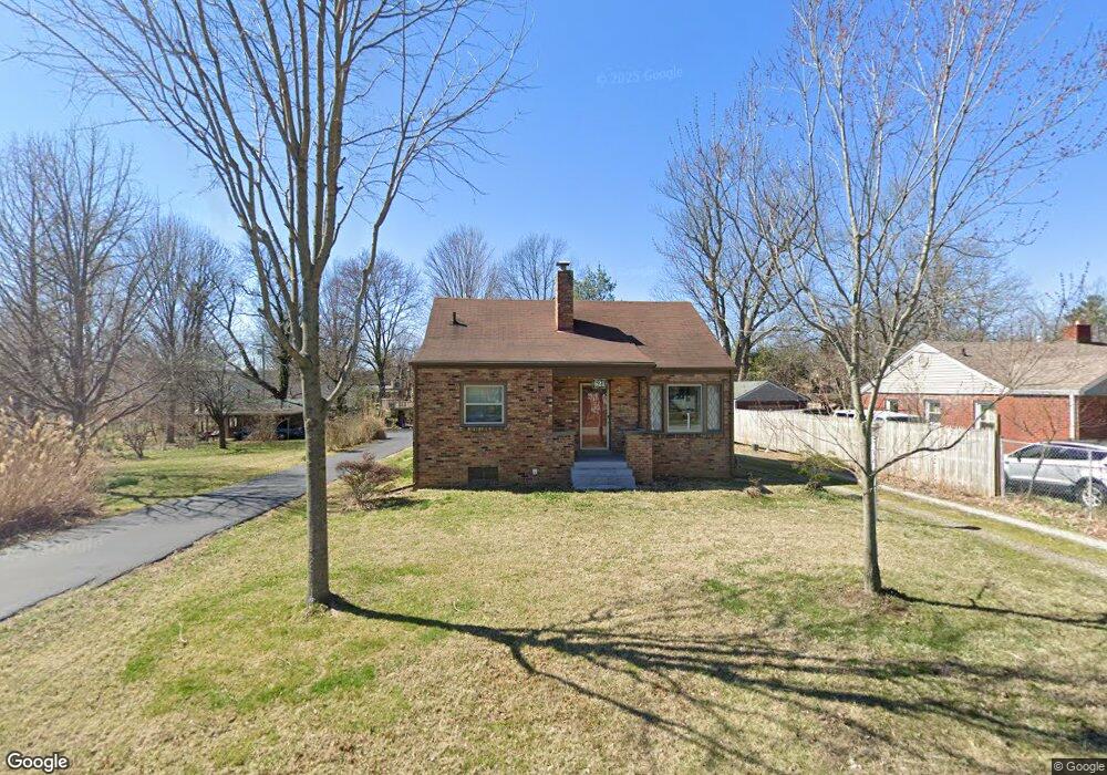 621 Maple Ln, New Albany, IN 47150 - photo 1