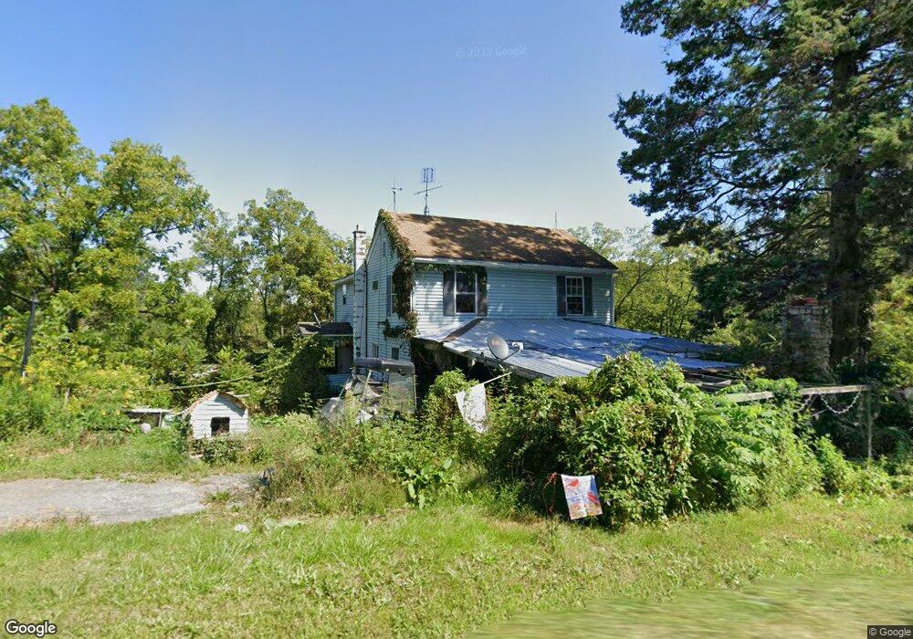 568 Crissinger Hill Rd, Sunbury, PA 17801 - photo 1