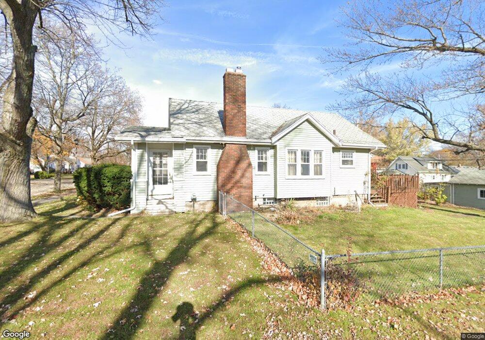 2215 Harding Ave, Lansing, MI 48910 - photo 1