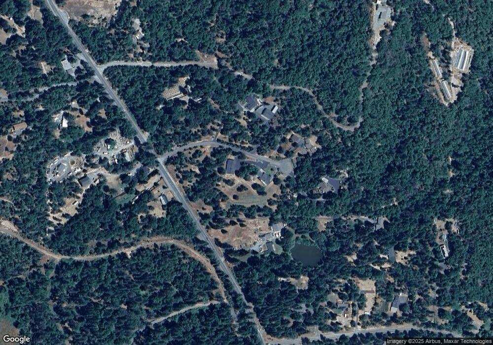 221 Lauer Way, Grants Pass, OR 97526 - photo 1