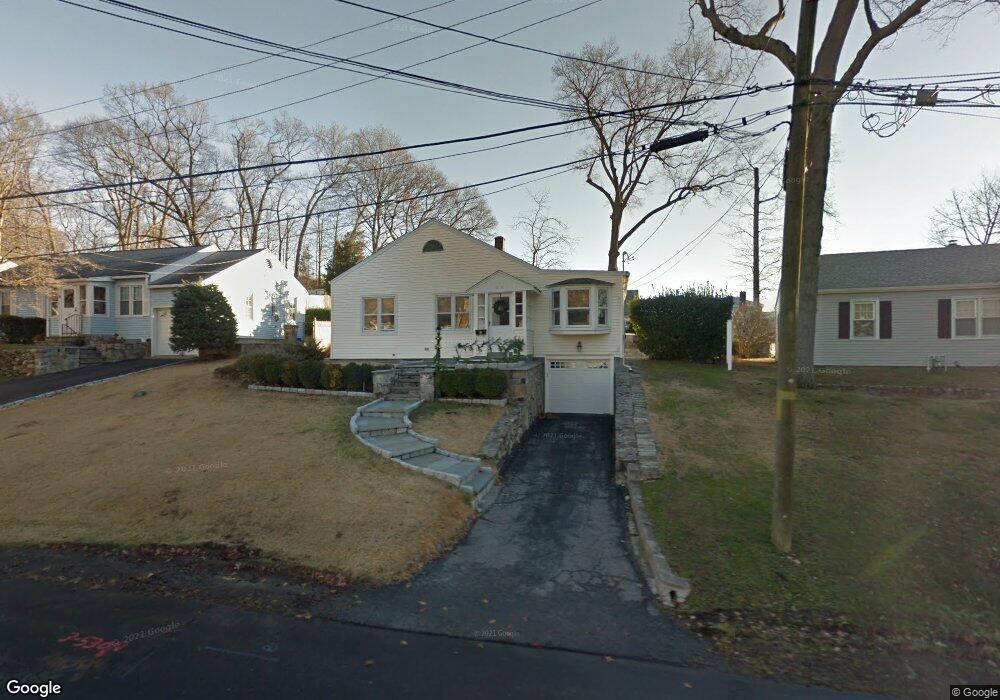 23 Derwen St, Stamford, CT 06906 - photo 1