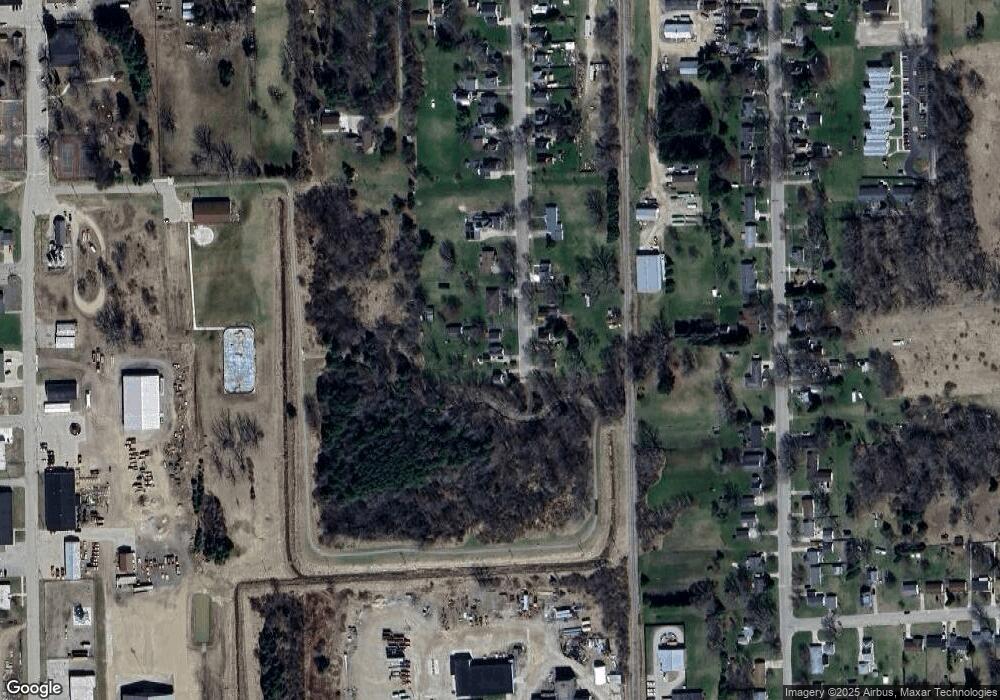 415 Buffalo St, Bad Axe, MI 48413 - photo 1