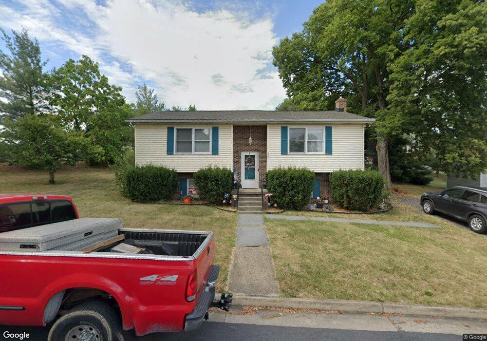 351 Lincoln St, Strasburg, VA 22657 - photo 1